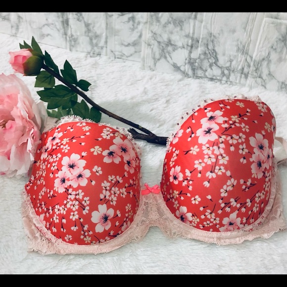 Victoria’s Secret Demi Floral Bra